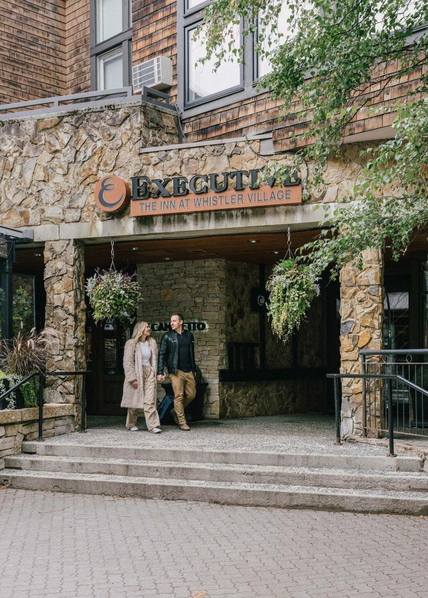 Executive Inn Whistler Exterior foto